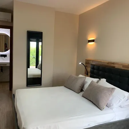 Nerjarooms 3* Nerja