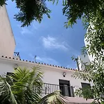 Nerjarooms Pensión