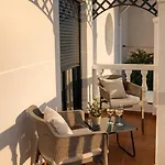 Nerjarooms Pensión 3*